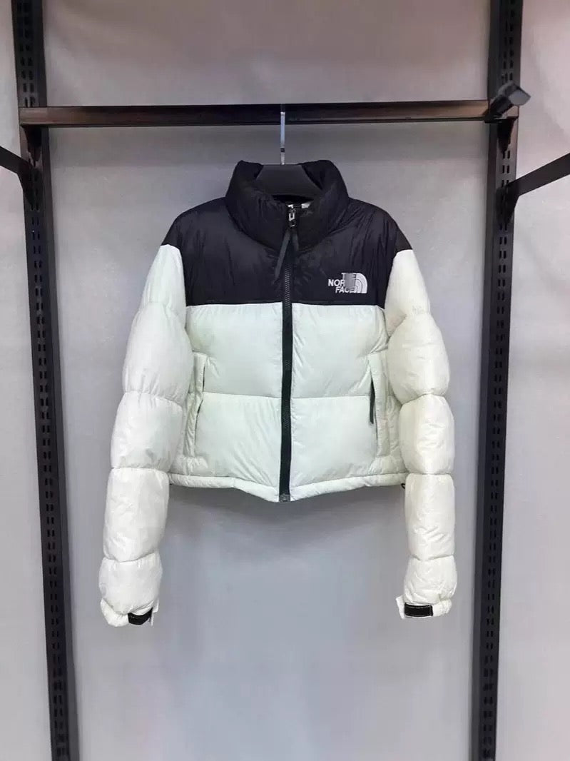 The North Face – Nuptse Jacke – Kurz geschnitten